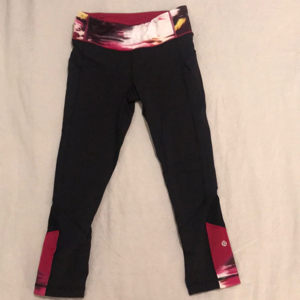 Lululemon cropped leggings size 6